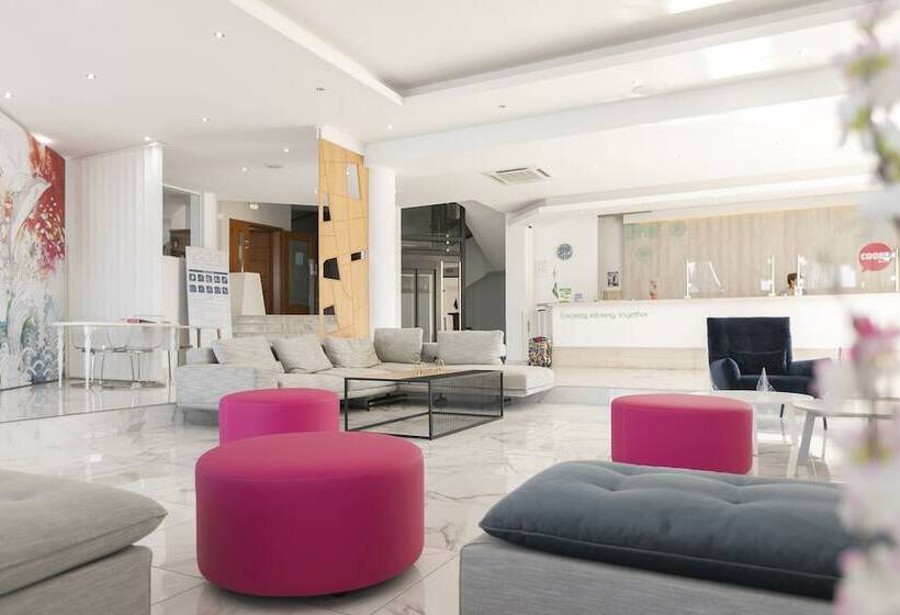 בית מלון כפרי Akti Ouranoupoli Beach Resort