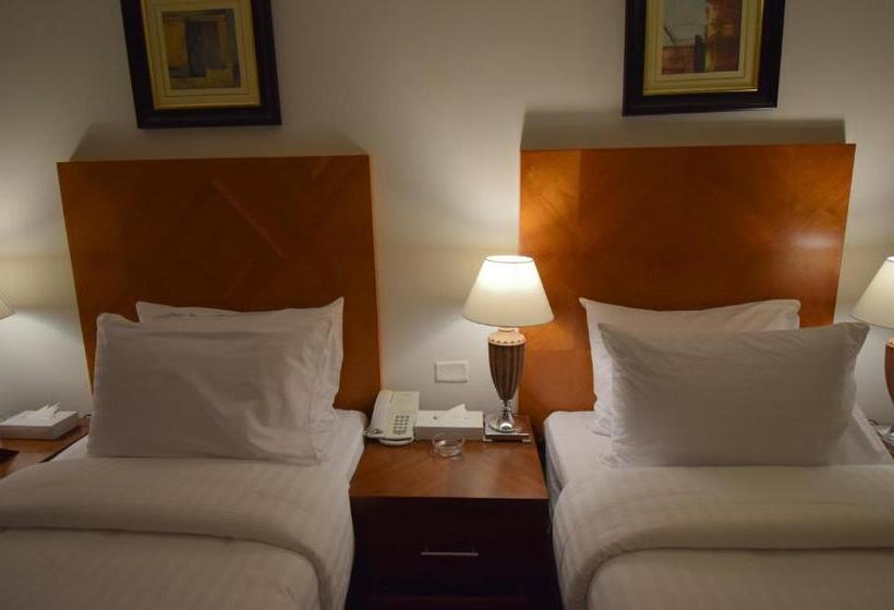 בית מלון כפרי Al Massa Grand