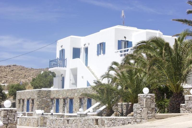 בית מלון כפרי Anixi