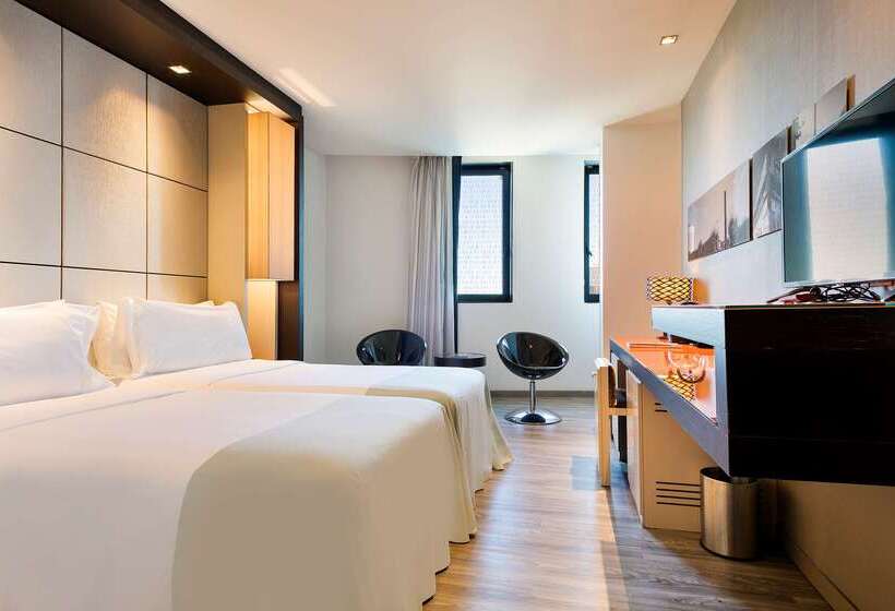 Отель Barcelona Condal Mar Affiliated By Meliá