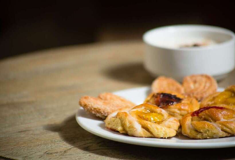 Отель Best Western El Dorado Panama