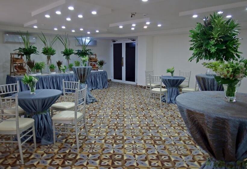 Отель Best Western El Dorado Panama