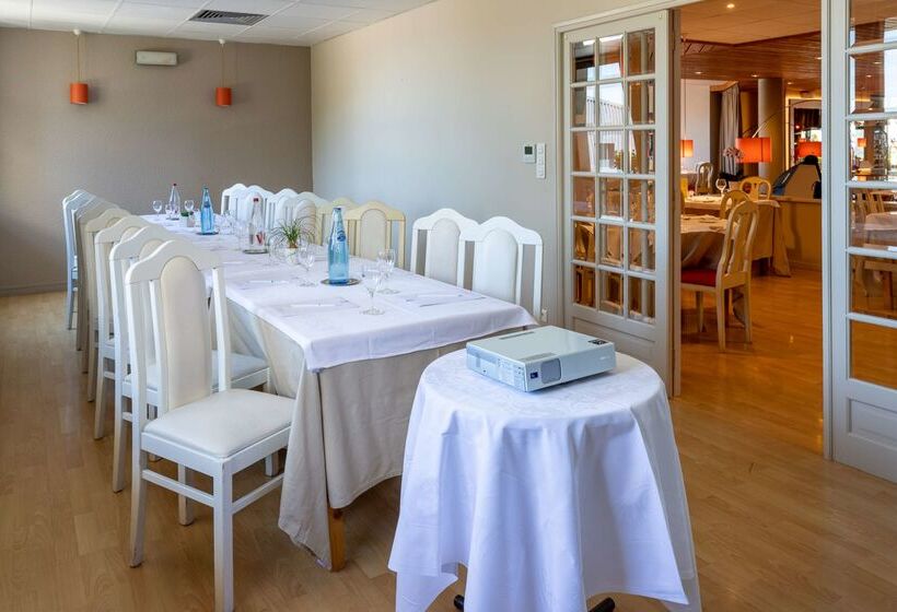 호텔 Best Western Le Relais De Laguiole Hôtel & Spa