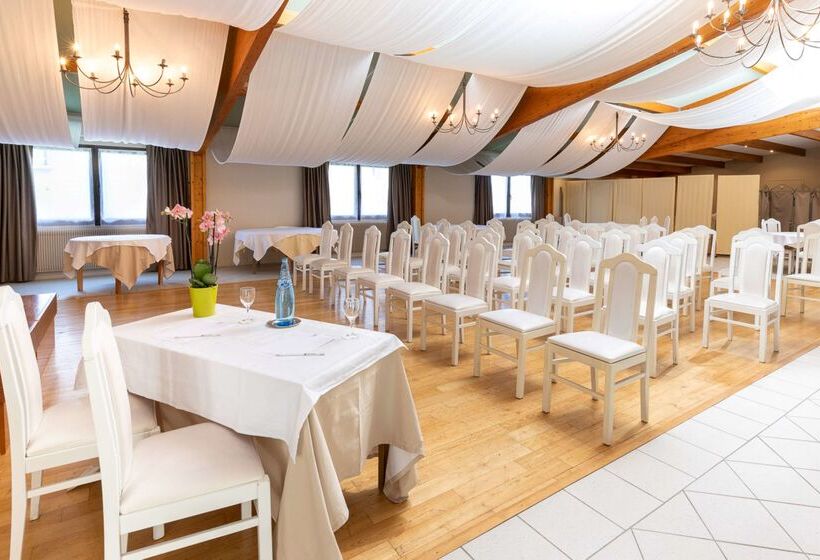 호텔 Best Western Le Relais De Laguiole Hôtel & Spa