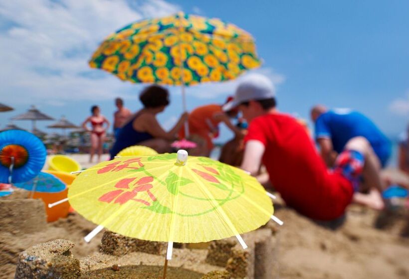 בית מלון כפרי Blue Dolphin