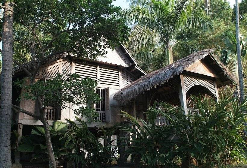 هتل Bon Ton Resort Langkawi