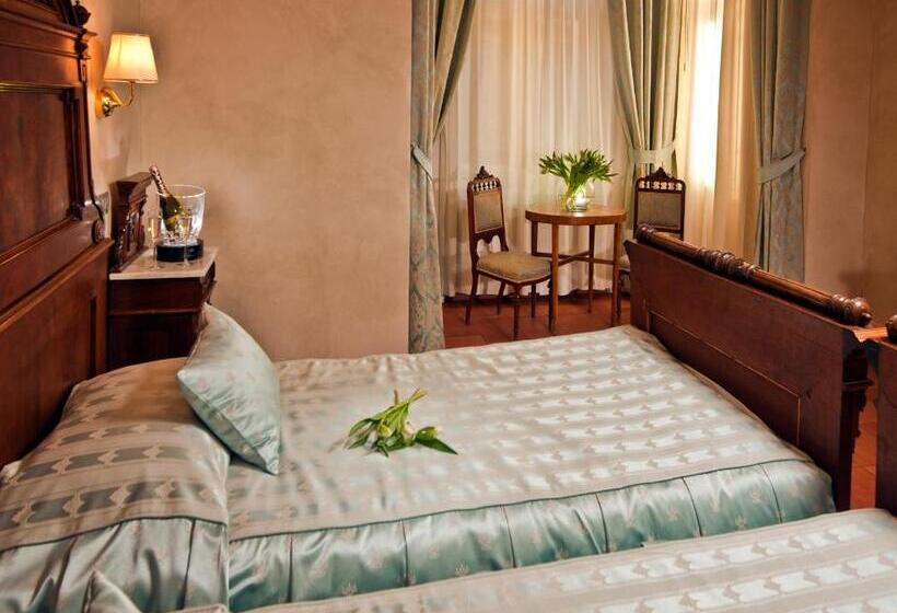 فندق Caesar Prague