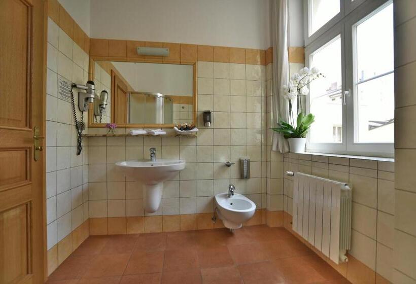 فندق Caesar Prague