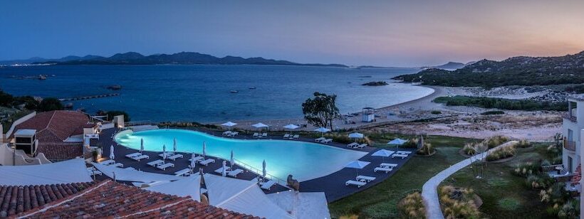 Отель Cala Cuncheddi   Vretreats