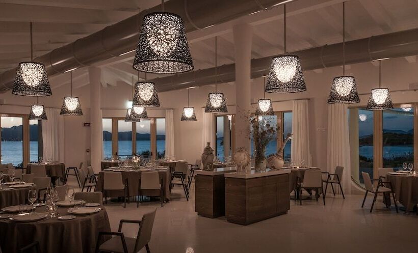 Отель Cala Cuncheddi   Vretreats