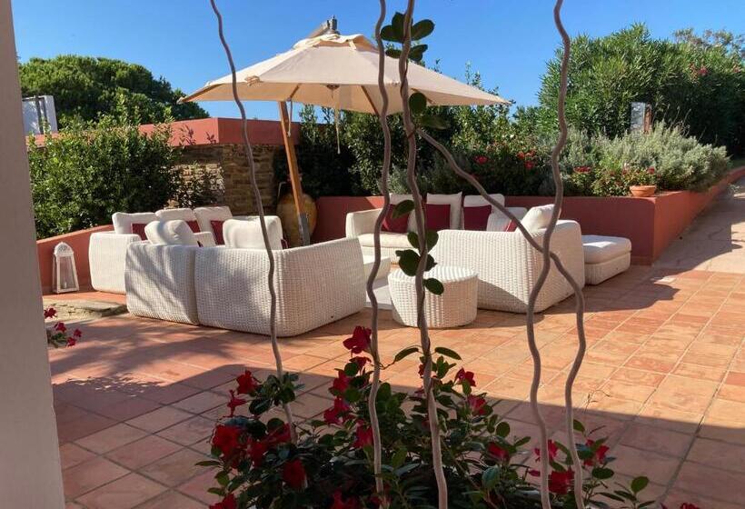 호텔 Cala Rosa Club