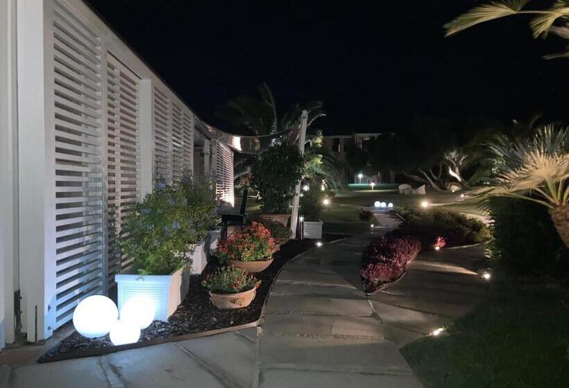 호텔 Cala Rosa Club