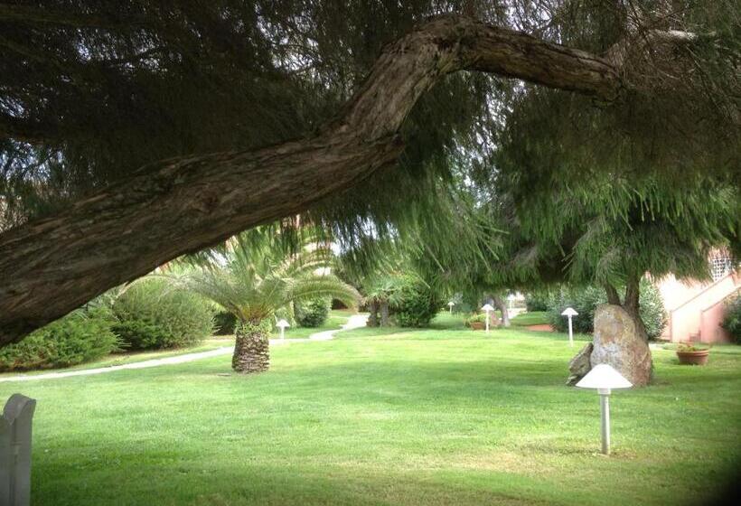 호텔 Cala Rosa Club