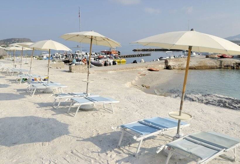 호텔 Cala Rosa Club