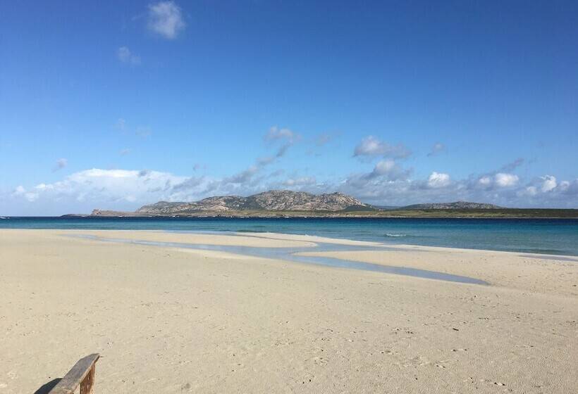 호텔 Cala Rosa Club