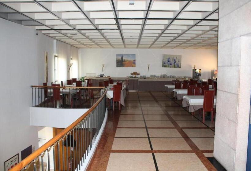 فندق Cangrande Di Soave