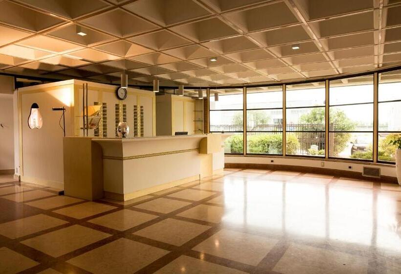 فندق Cangrande Di Soave