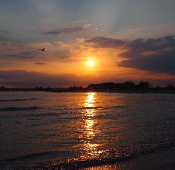 فندق Carmen Azzuro