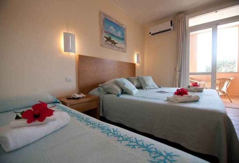 酒店 Club Esse Roccaruja