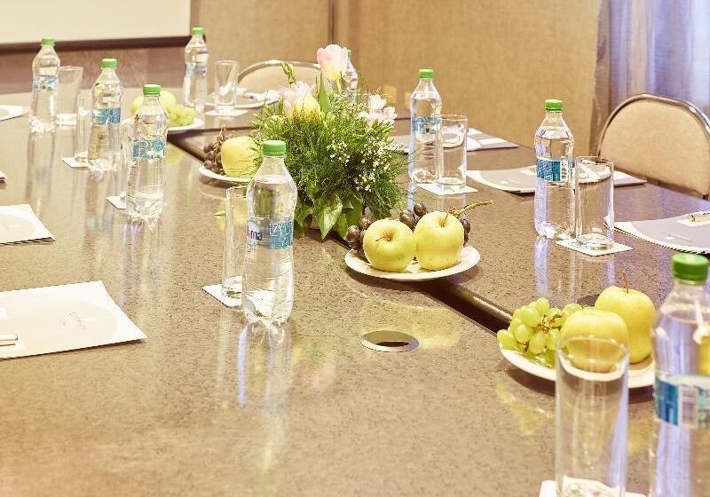 فندق Continental Forum Oradea