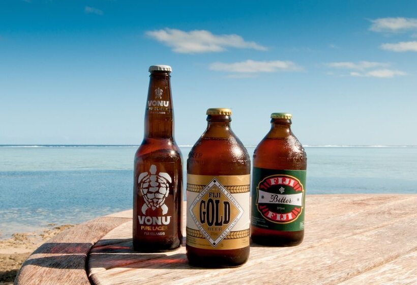 Отель Crusoe's Retreat