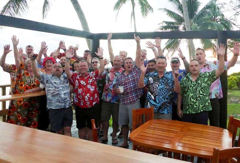 Отель Crusoe's Retreat