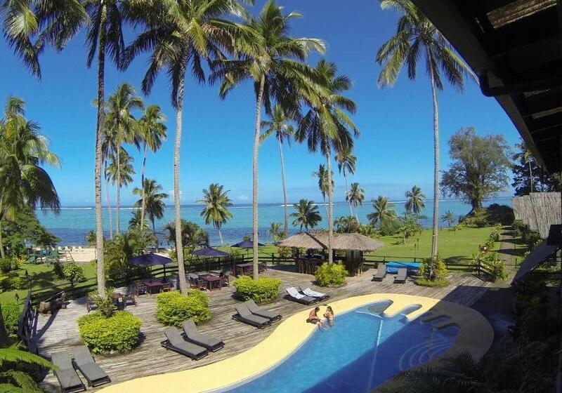 هتل Crusoe's Retreat