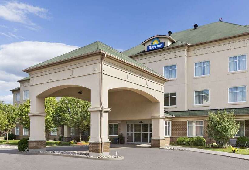 호텔 Days Inn By Wyndham Ottawa Airport