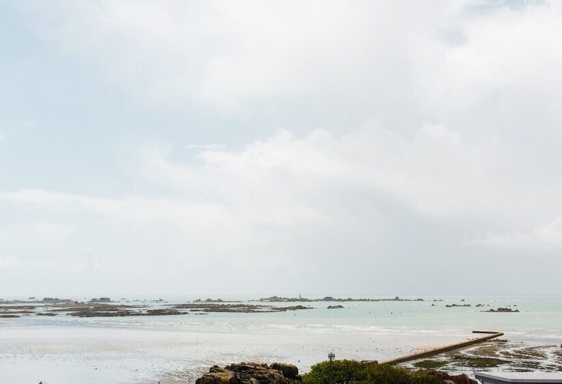 فندق De Normandie