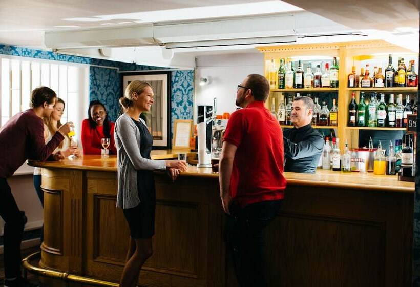 فندق De Normandie