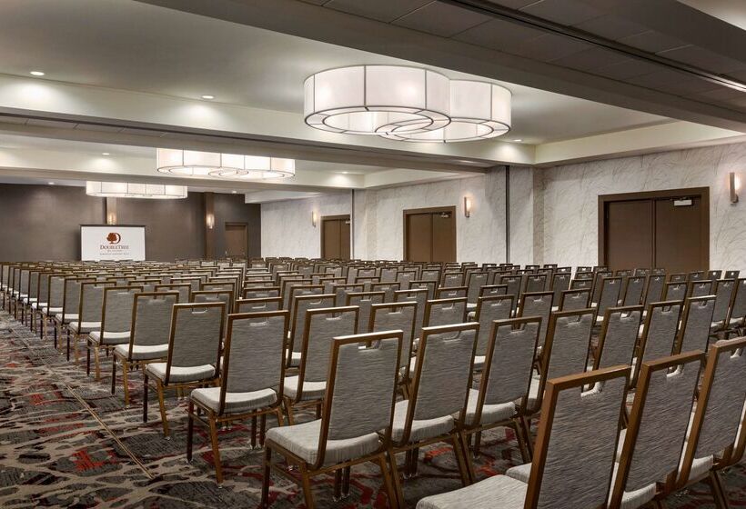 ホテル Doubletree By Hilton Toronto Airport West