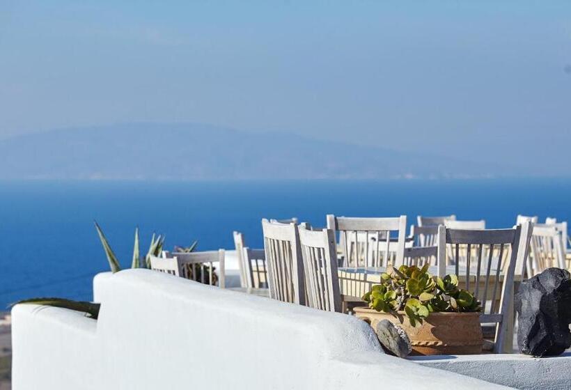 هتل Finikia Memories