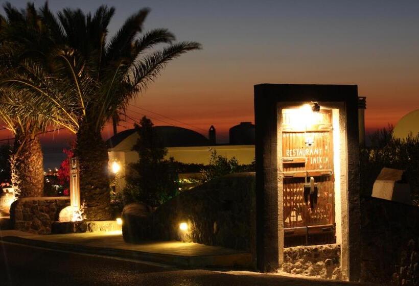 هتل Finikia Memories