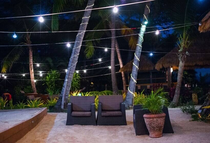 ホテル First Landing Beach Resort & Villas