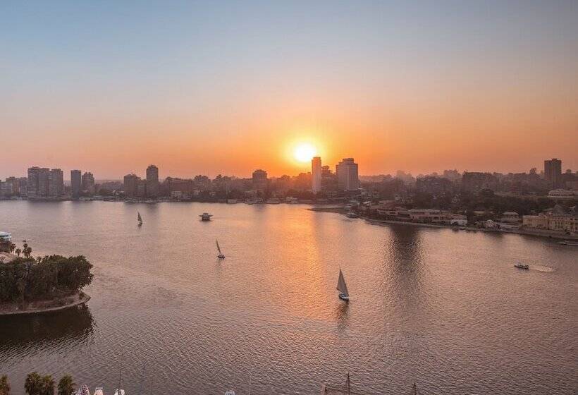 Four Seasons Hotel Cairo At Nile Plaza