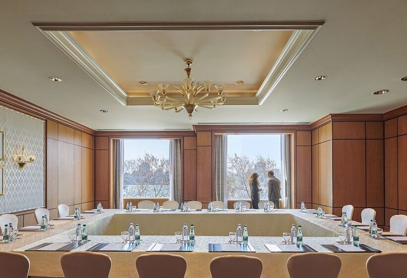 Four Seasons Hotel Cairo At Nile Plaza