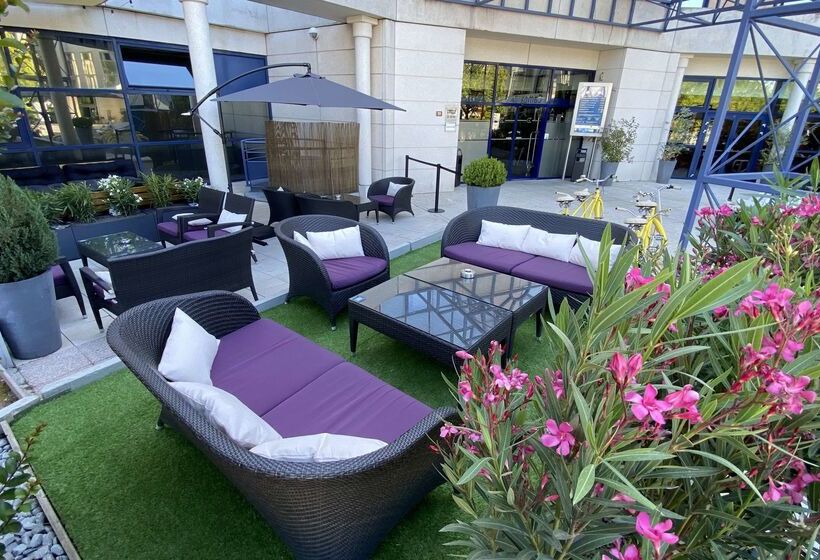 فندق Golden Tulip Paris Cdg Airport – Villepinte