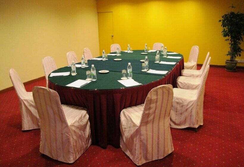 ホテル Grand Continental Kuching