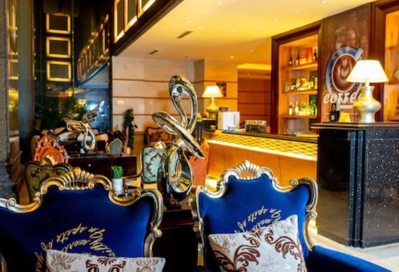 Отель Grand International