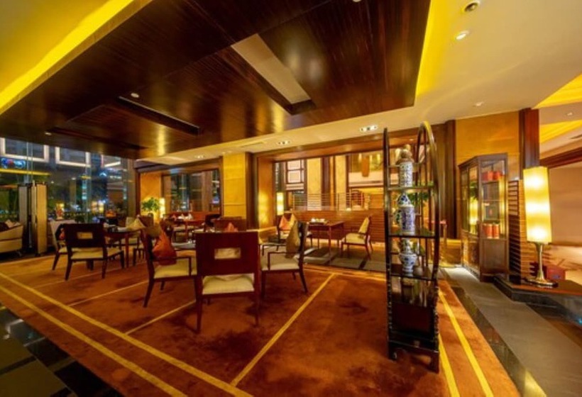 Отель Grand International