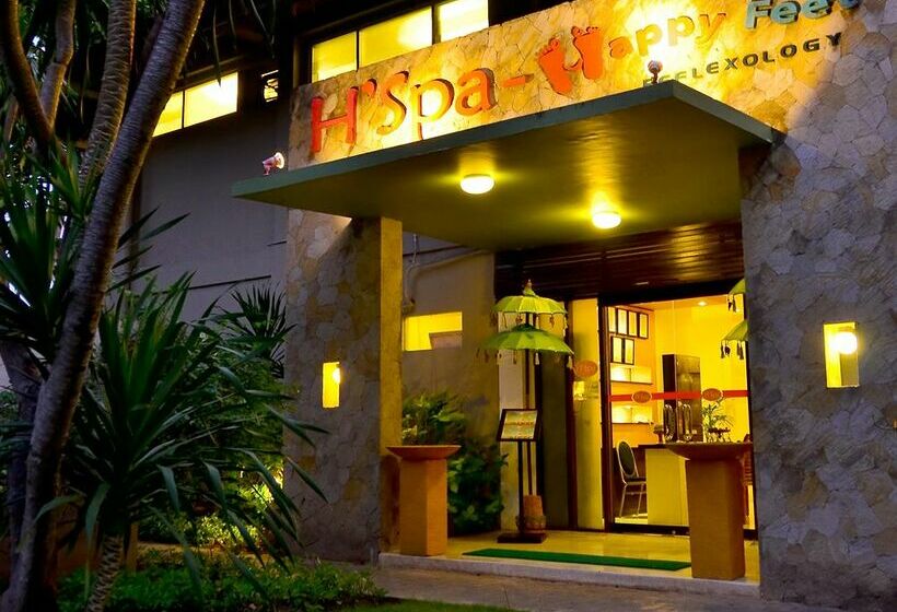 فندق Aloft Bali Kuta Beachwalk