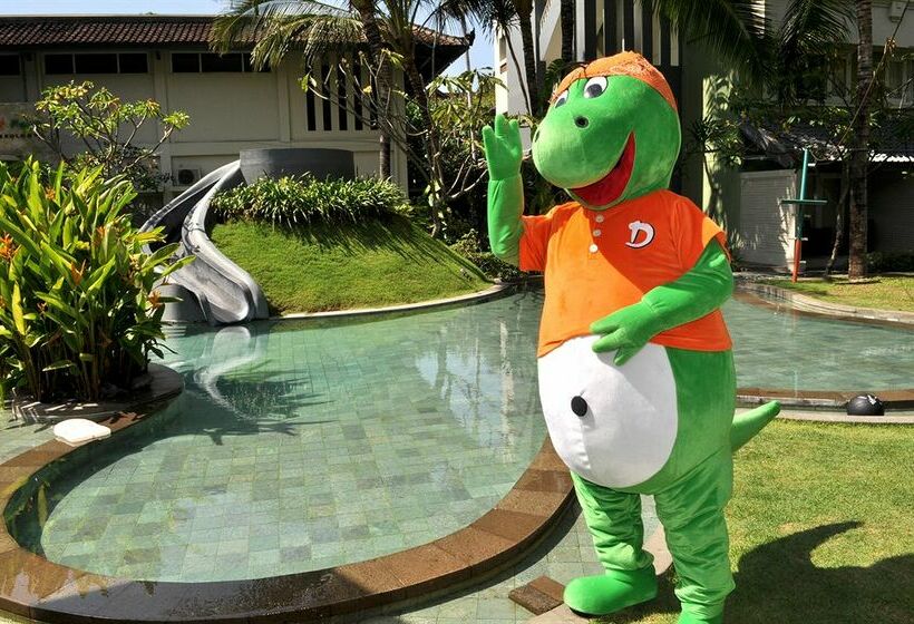 ホテル Aloft Bali Kuta Beachwalk