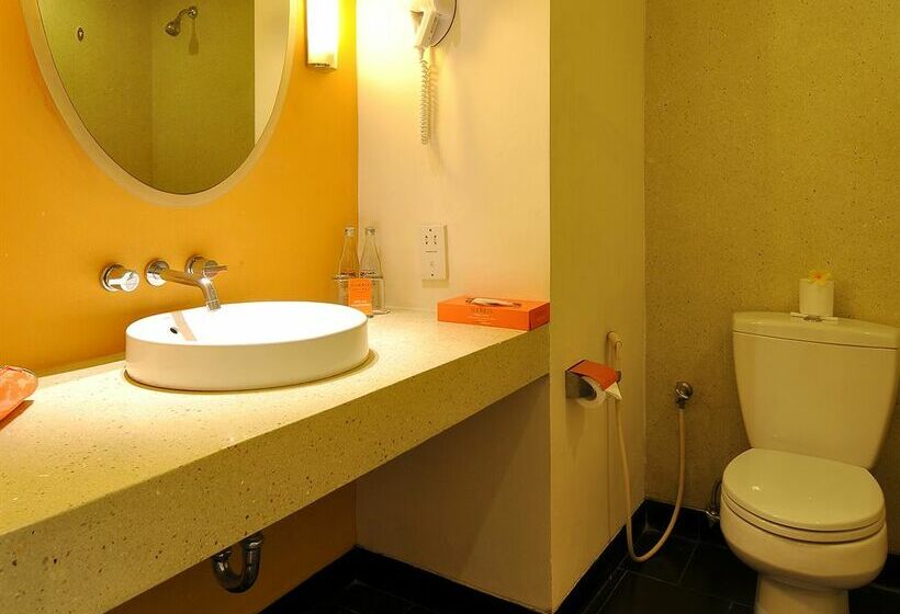 فندق Aloft Bali Kuta Beachwalk