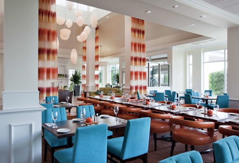 酒店 Hilton Garden Inn Montreal Airport