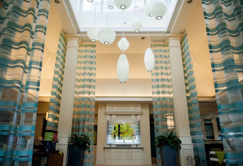 فندق Hilton Garden Inn Rockaway