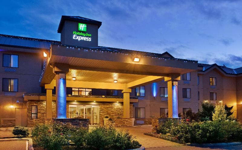 Holiday Inn Express Hotel & Suites Vernon, An Ihg