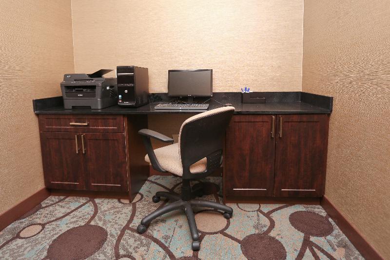 Holiday Inn Express Hotel & Suites Vernon, An Ihg