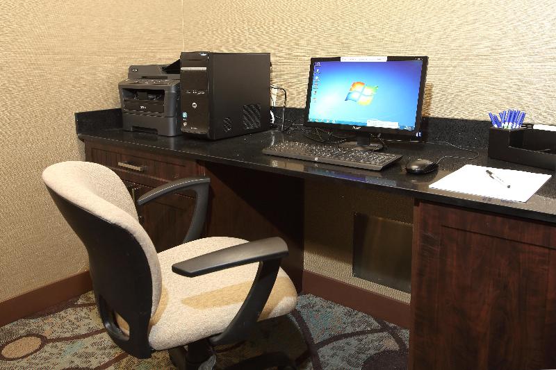 Holiday Inn Express Hotel & Suites Vernon, An Ihg