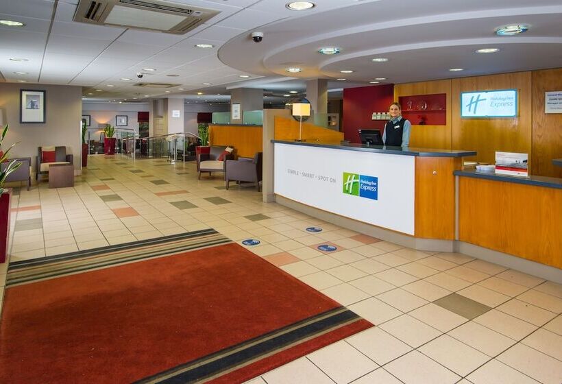 酒店 Holiday Inn Express Droitwich Spa, An Ihg