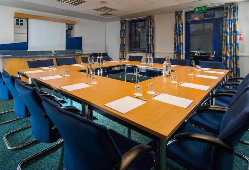 酒店 Holiday Inn Express Droitwich Spa, An Ihg